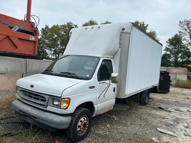 2002 Ford Econoline's photo