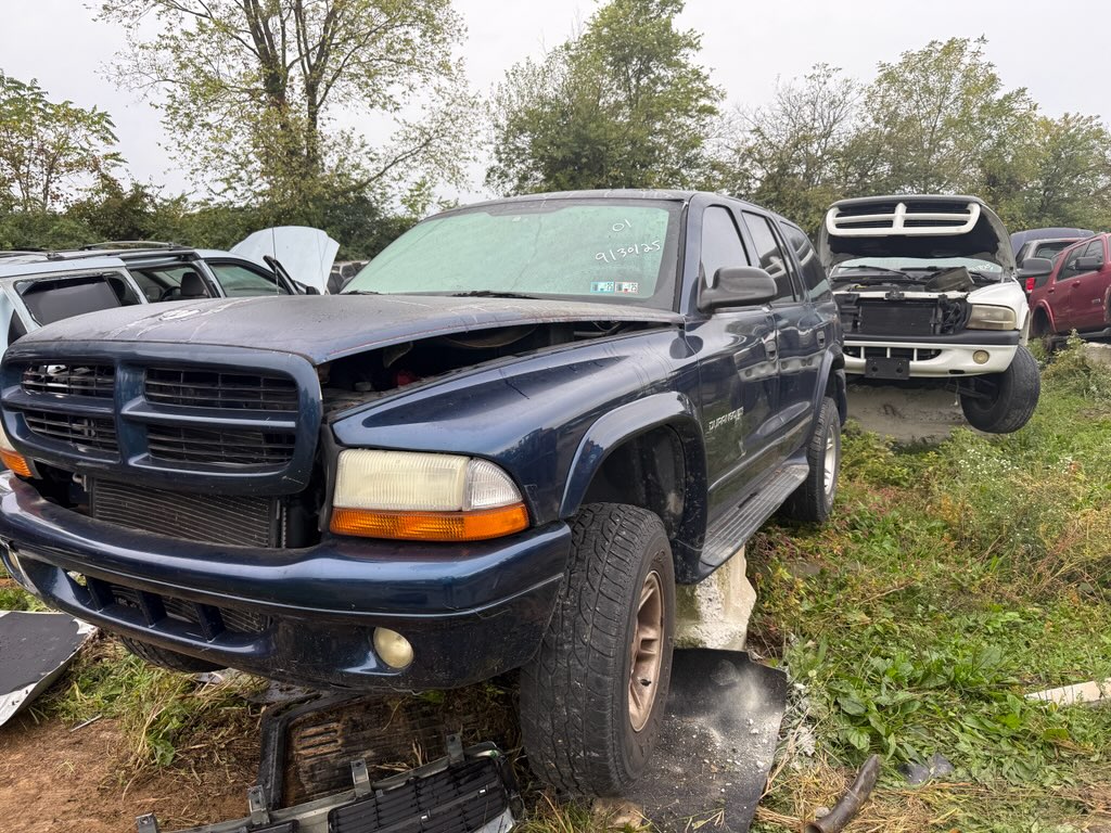 2001 Dodge Durango SLT's photo
