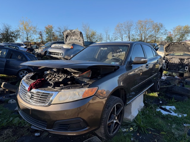 2009 Kia Optima LX's photo