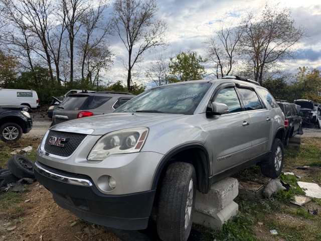 2007 GMC Acadia SLT2's photo