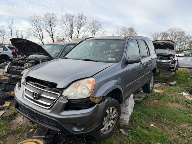 2006 Honda CR-V SE's photo