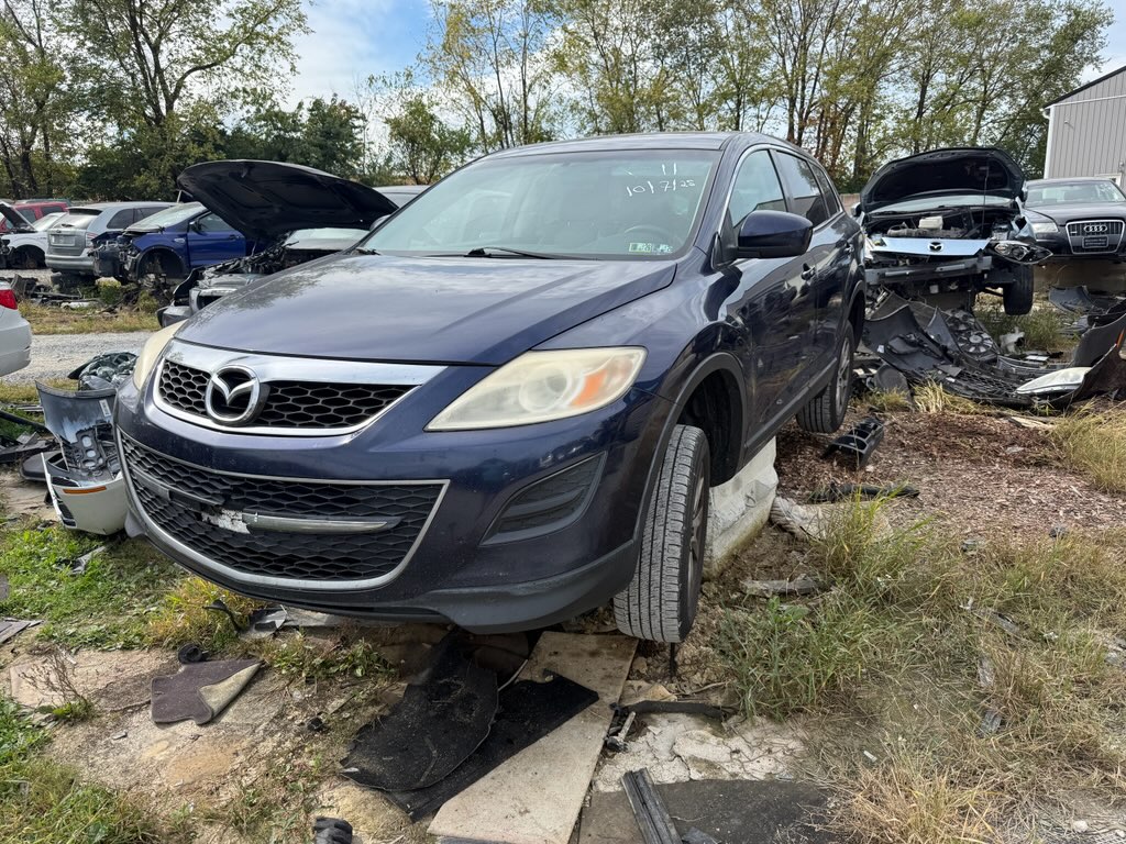 2011 Mazda CX-9 Touring's photo