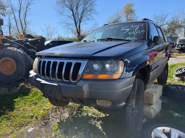 2002 Jeep Grand Cherokee LAREDO's photo