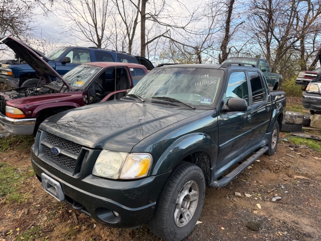 2004 Ford Explorer Sport Trac's photo
