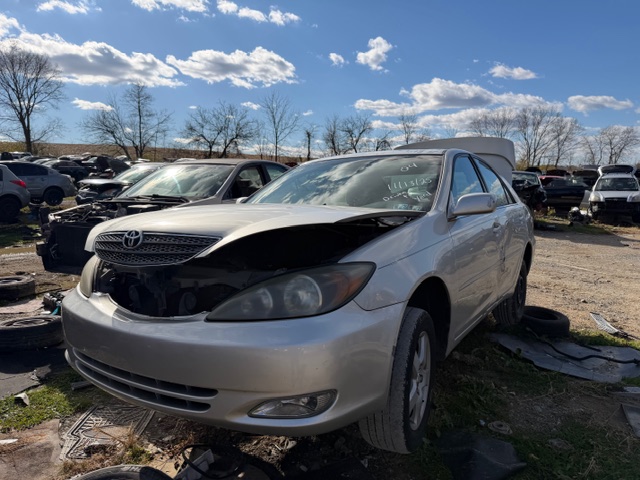 2004 Toyota Camry's photo