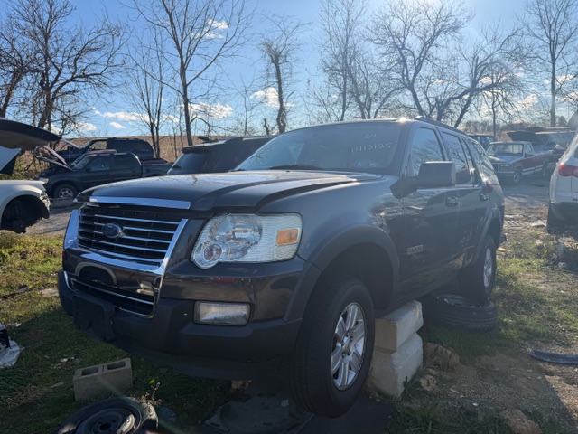2007 Ford Explorer XLT's photo