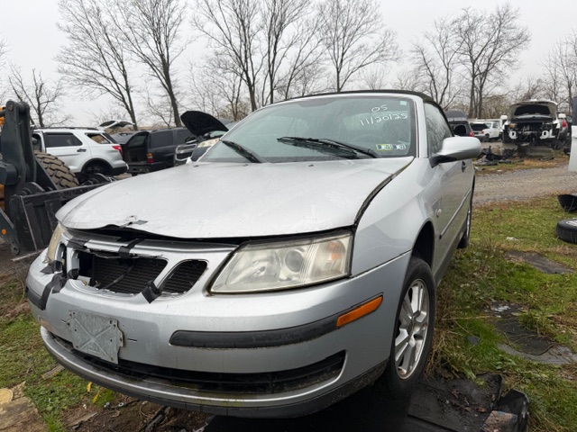 2005 Saab 9-3 Linear's photo