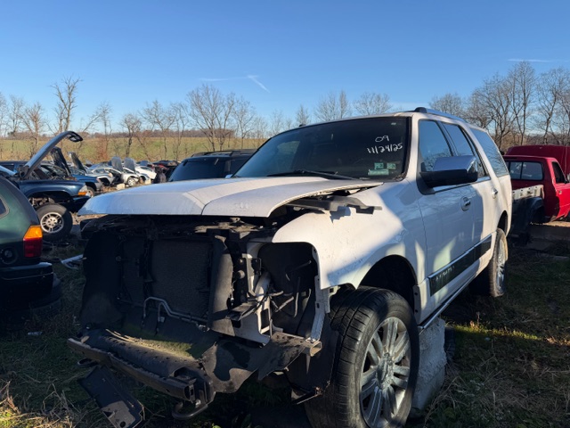 2009 Lincoln Navigator Luxury's photo