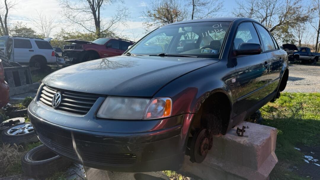 2001 Volkswagen Passat GLS's photo