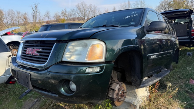 2003 GMC Envoy's photo