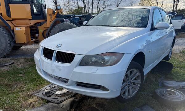 IMG_5240 (1) IMG_5240 (1)