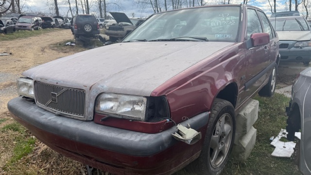 1997 Volvo 850 R's photo