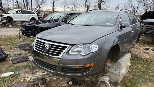 2007 Volkswagen Passat 2.0T's photo
