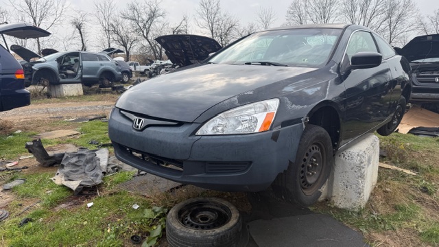 2004 Honda Accord LX's photo
