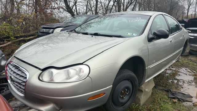 1999 Chrysler LHS Base's photo