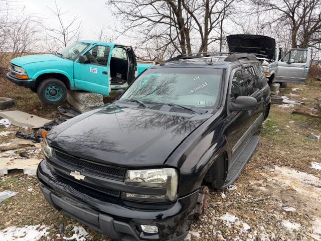 2004 Chevrolet TrailBlazer LS's photo