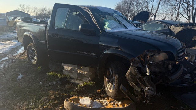 2000 Toyota Tundra's photo