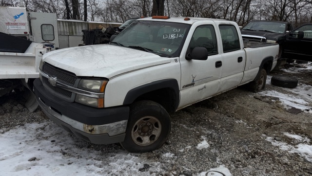 2003 Chevrolet Silverado 2500HD's photo