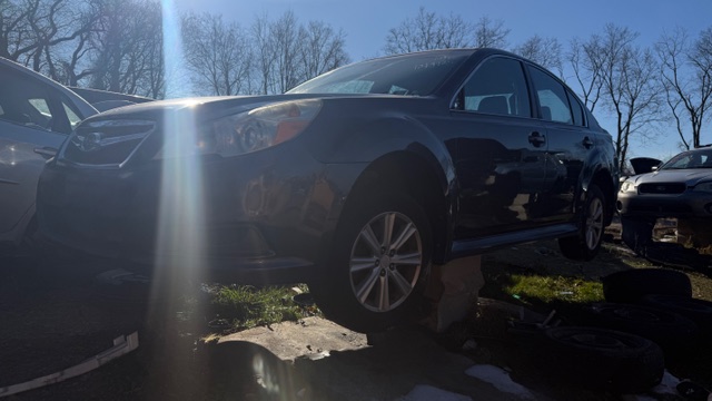 2012 Subaru Legacy I Premium's photo