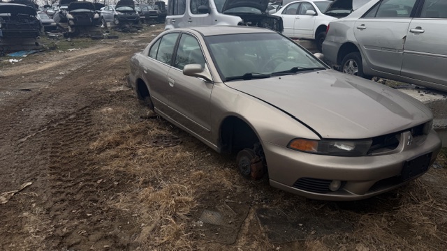 2002 Mitsubishi Galant's photo