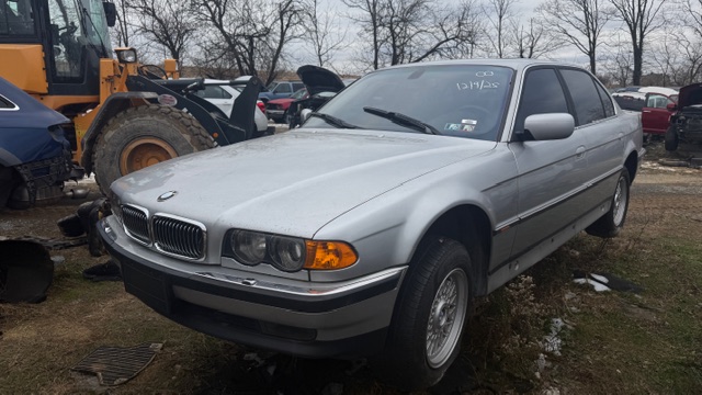 2000 BMW 7 Series Base's photo