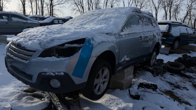2014 Subaru Outback 2.5i Premium's photo