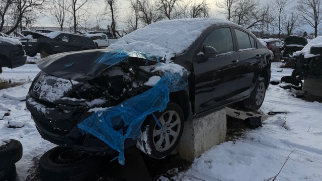 2010 Mazda MAZDA3 i Sport's photo