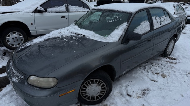 2005 Chevrolet Classic Base's photo