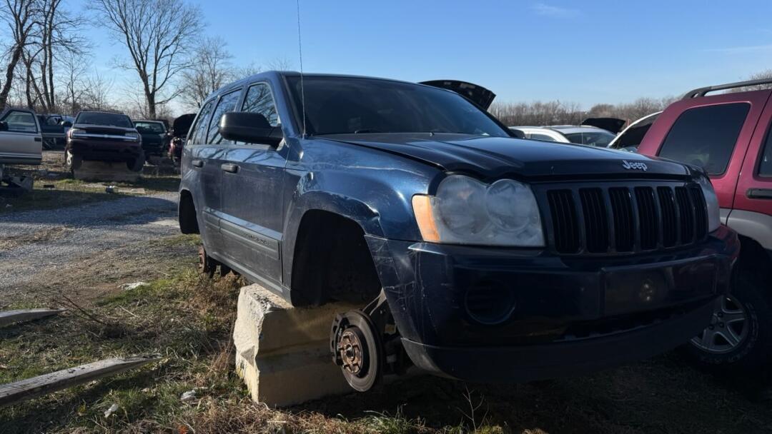 2005 Jeep Grand Cherokee Laredo's photo