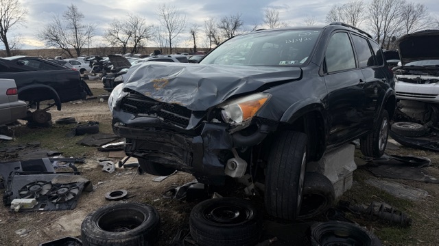 2007 Toyota RAV4 Sport's photo