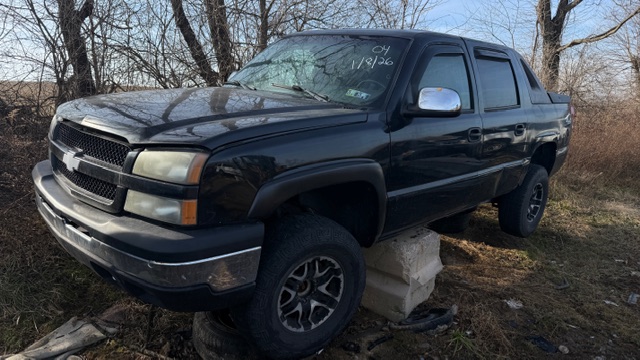2004 Chevrolet Avalanche Base's photo