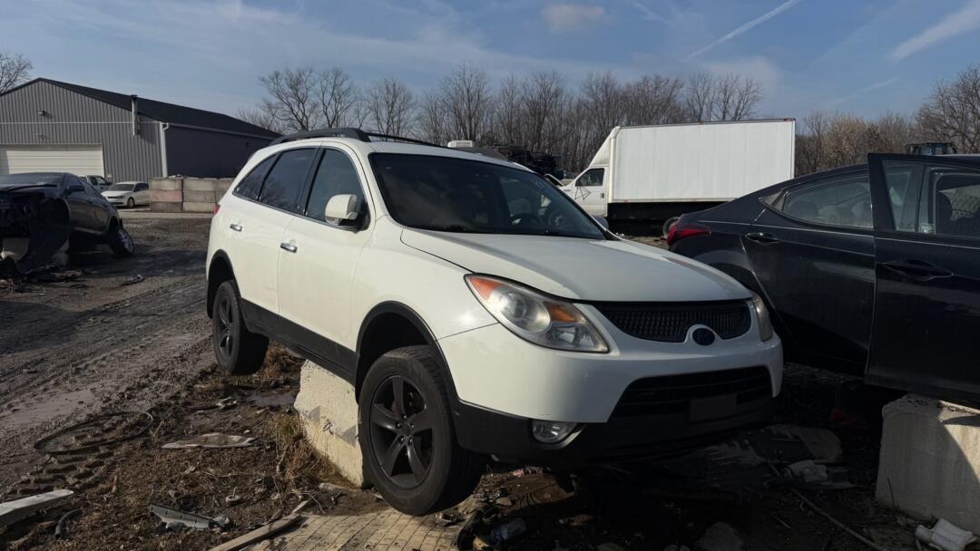 2010 Hyundai Veracruz GLS's photo