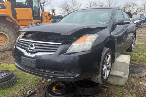 IMG_0112 (1) IMG_0112 (1)