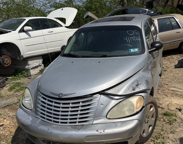 2005 Chrysler PT Cruiser Touring Edition's photo