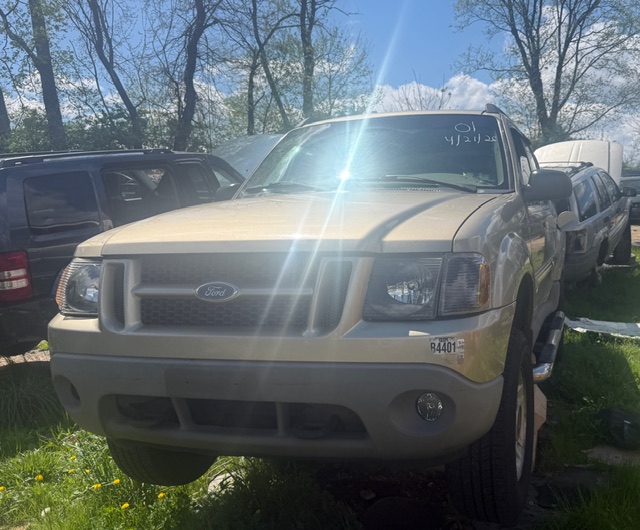 2001 Ford Explorer 4X4's photo