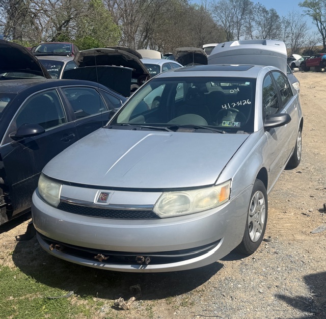 2004 Saturn Ion ION 2's photo