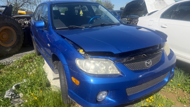 2003 Mazda Protege -'s photo