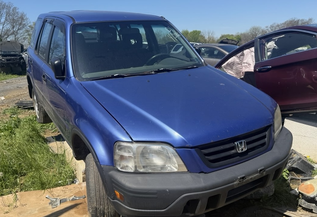 2001 Honda CR-V LX 4WD 4AT's photo