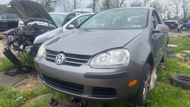 2008 Volkswagen Rabbit 2.5L 6AT S's photo
