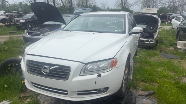 2010 Volvo S80 3.2 FWD A's photo