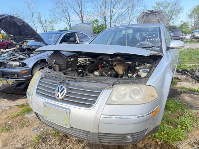 2005 Volkswagen Passat GLS 5AT's photo