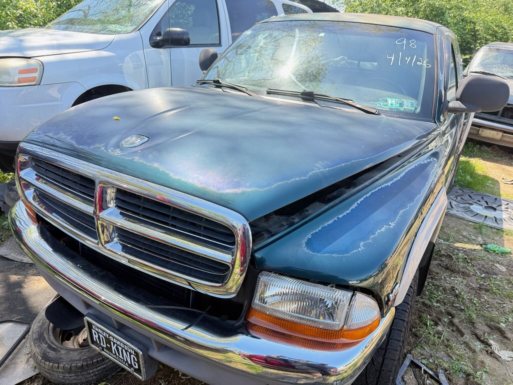 1998 Dodge Dakota 4X4 CLUB CAB's photo