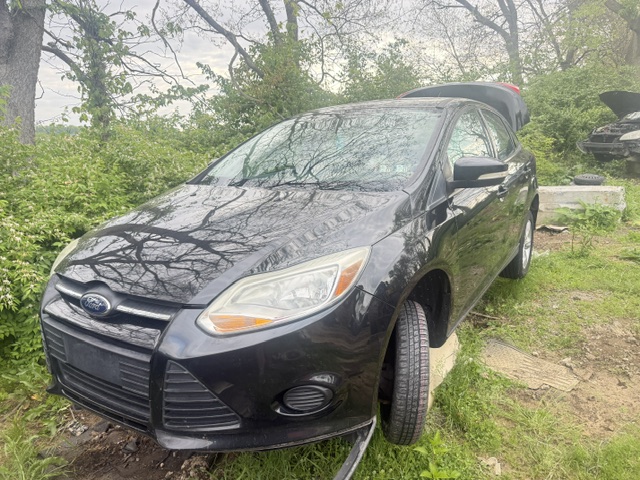 2014 Ford Focus Sedan SE's photo