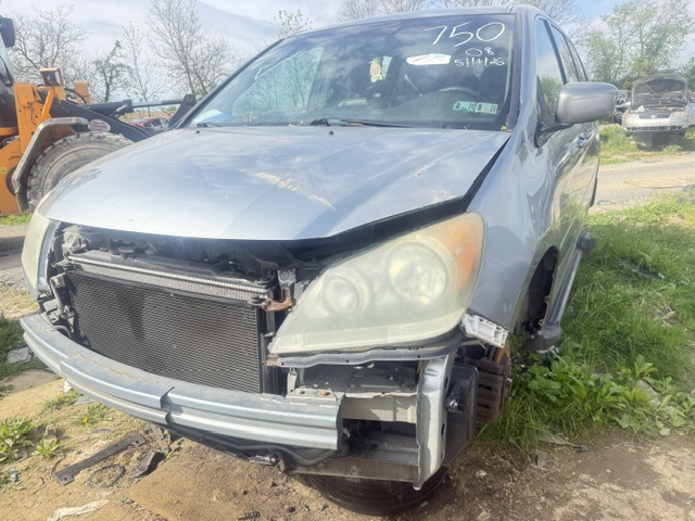 2008 Honda Odyssey EX-L w/DVD Rear Entertainment System's photo