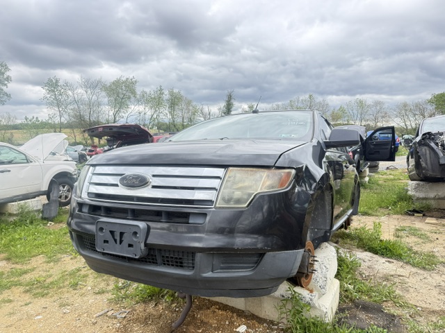 2010 Ford Edge SE's photo