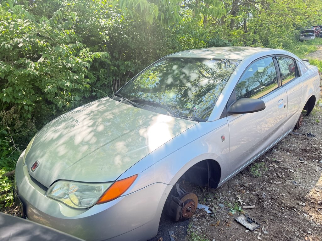 2004 Saturn Ion ION 3 VTI's photo