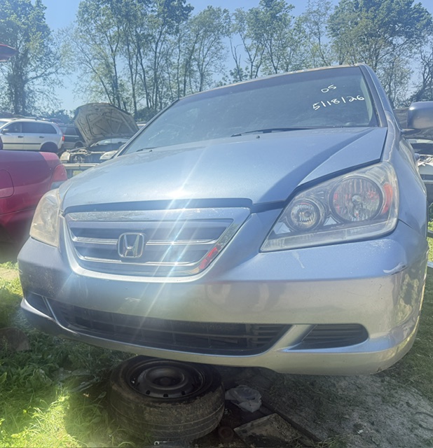 2005 Honda Odyssey's photo