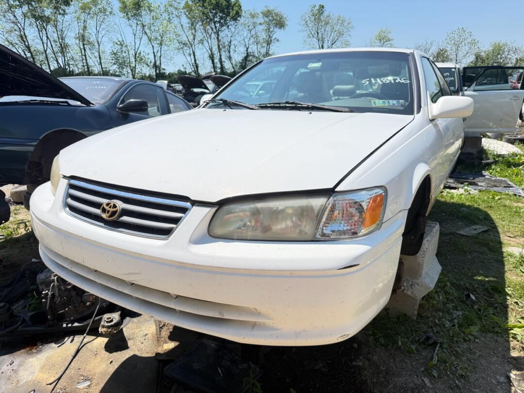 2000 Toyota Camry's photo
