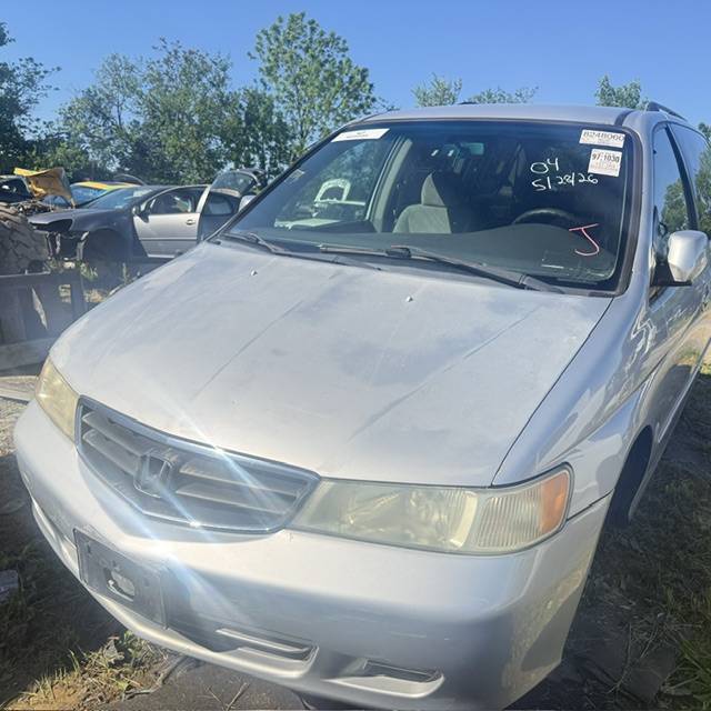 2004 Honda Odyssey's photo