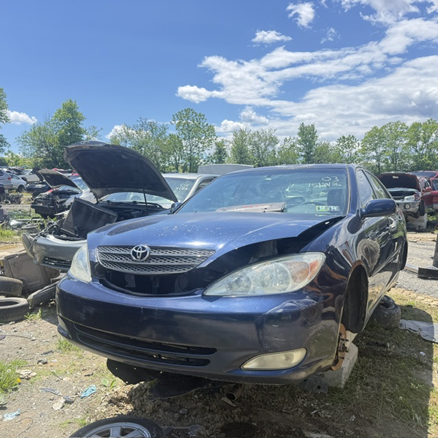 2003 Toyota Camry's photo